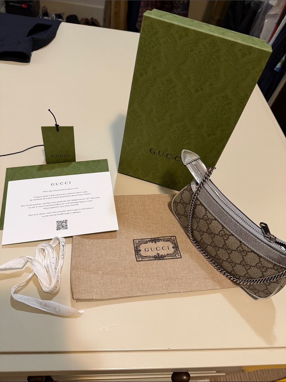 Gucci Ophidia silver handbag